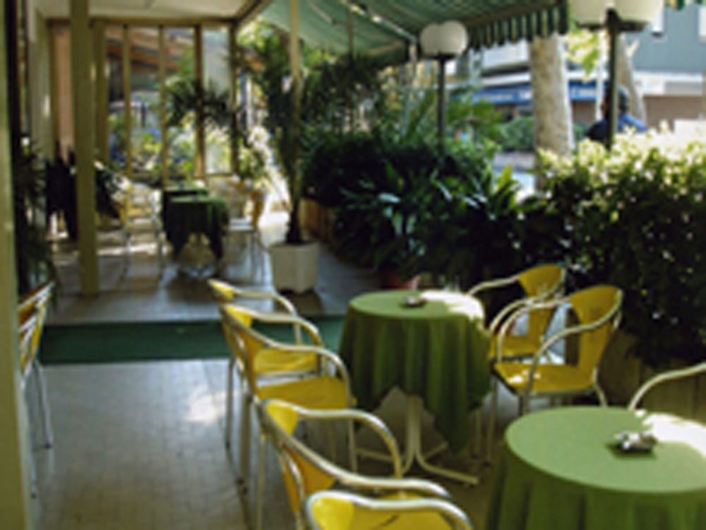Hotel Leda Rimini Kültér fotó