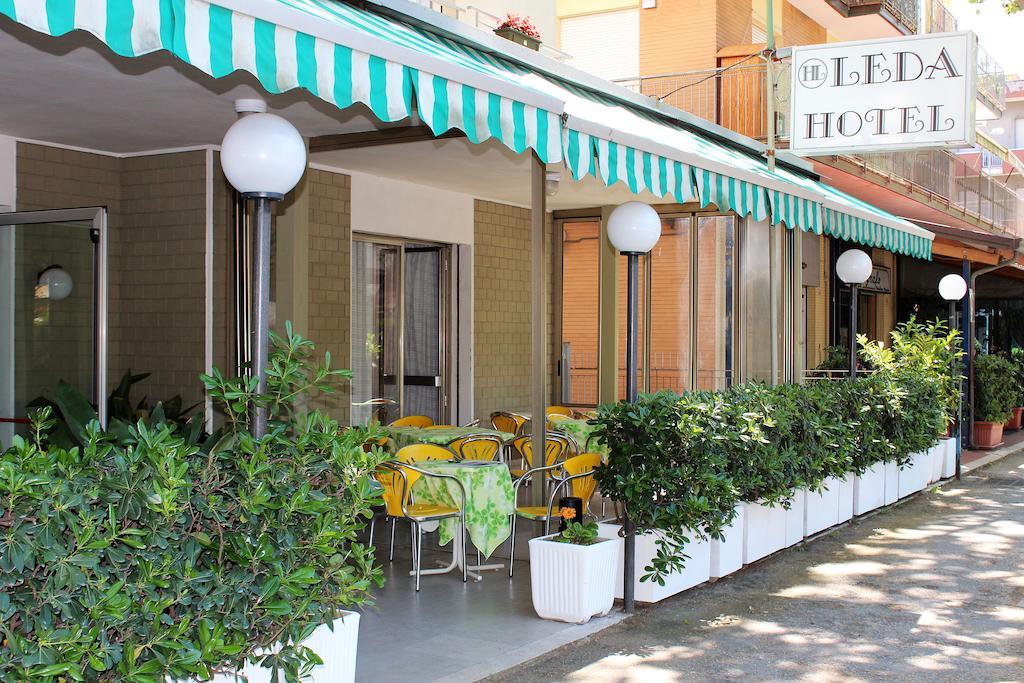 Hotel Leda Rimini Kültér fotó